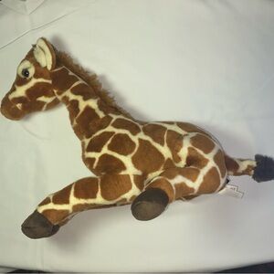 FAO Schwarz Brown & Cream Giraffe Plush Tag Visible